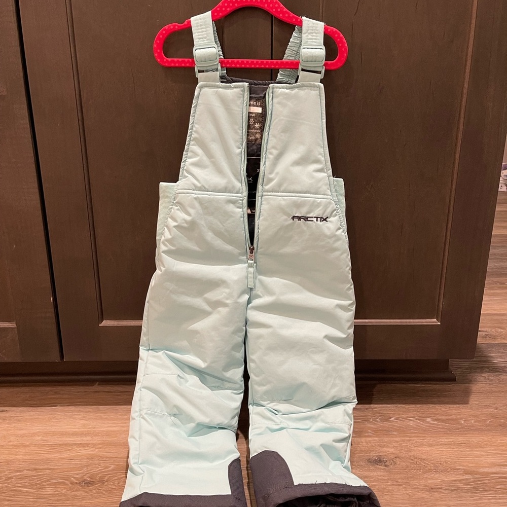 Snow bibs